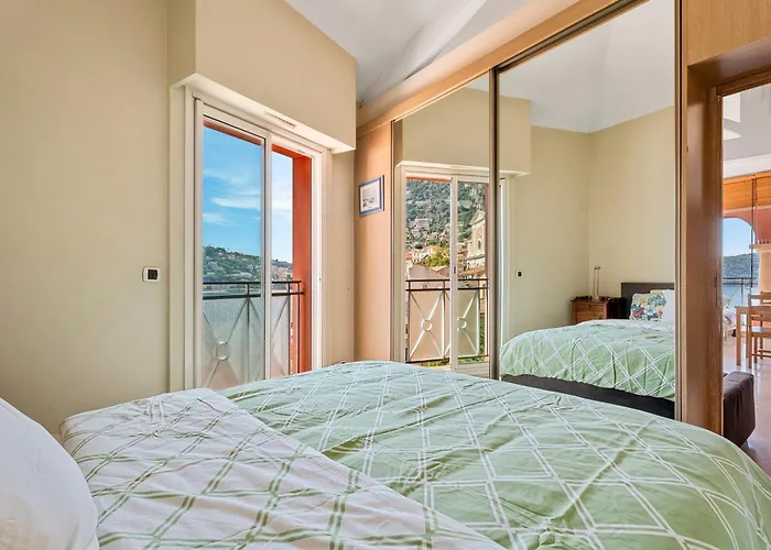 Apartment Penthouse La Bellevue *